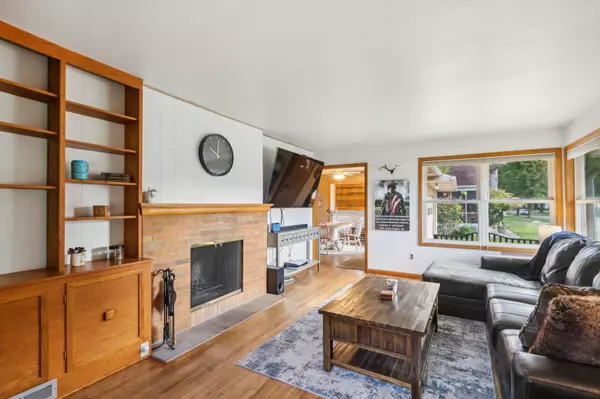 Columbus, WI 53925,918 S Lewis Street