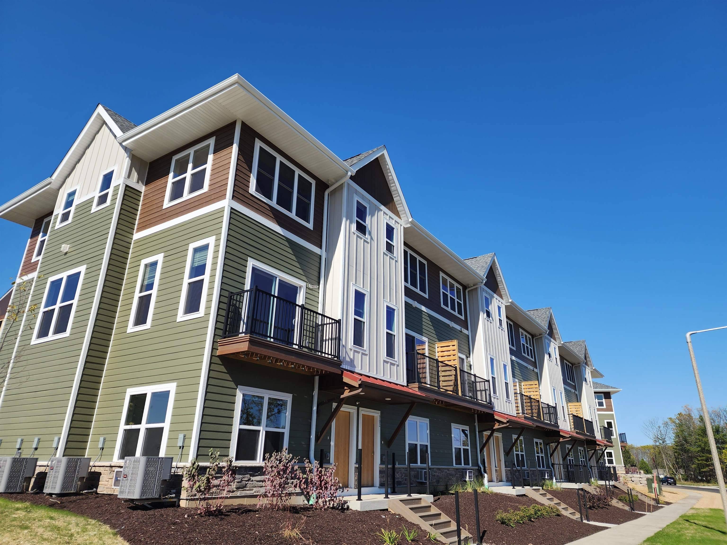 2674 Notre Dame Drive #708, Fitchburg, WI 53711