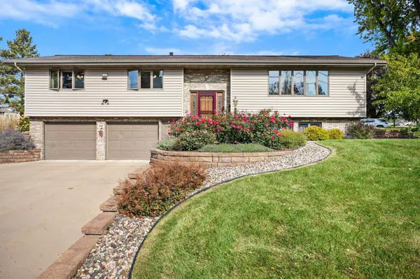 502 W Spring Street, Dodgeville, WI 53533-0000