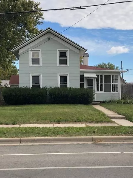 102 N Pearl Street, Janesville, WI 53548