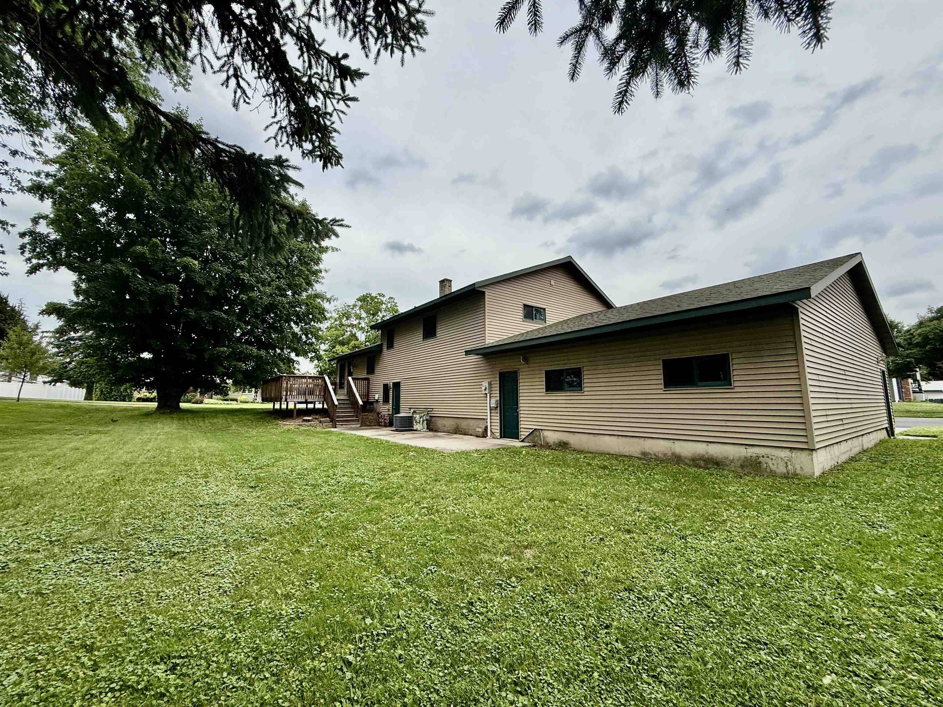 Tomah, WI 54660,803 East Avenue