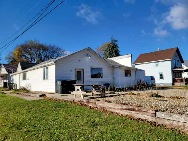 416 E Beloit Street, Orfordville, WI 53576