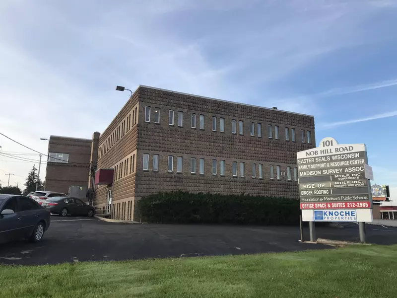 101 Nob Hill Road, Madison, WI 53713
