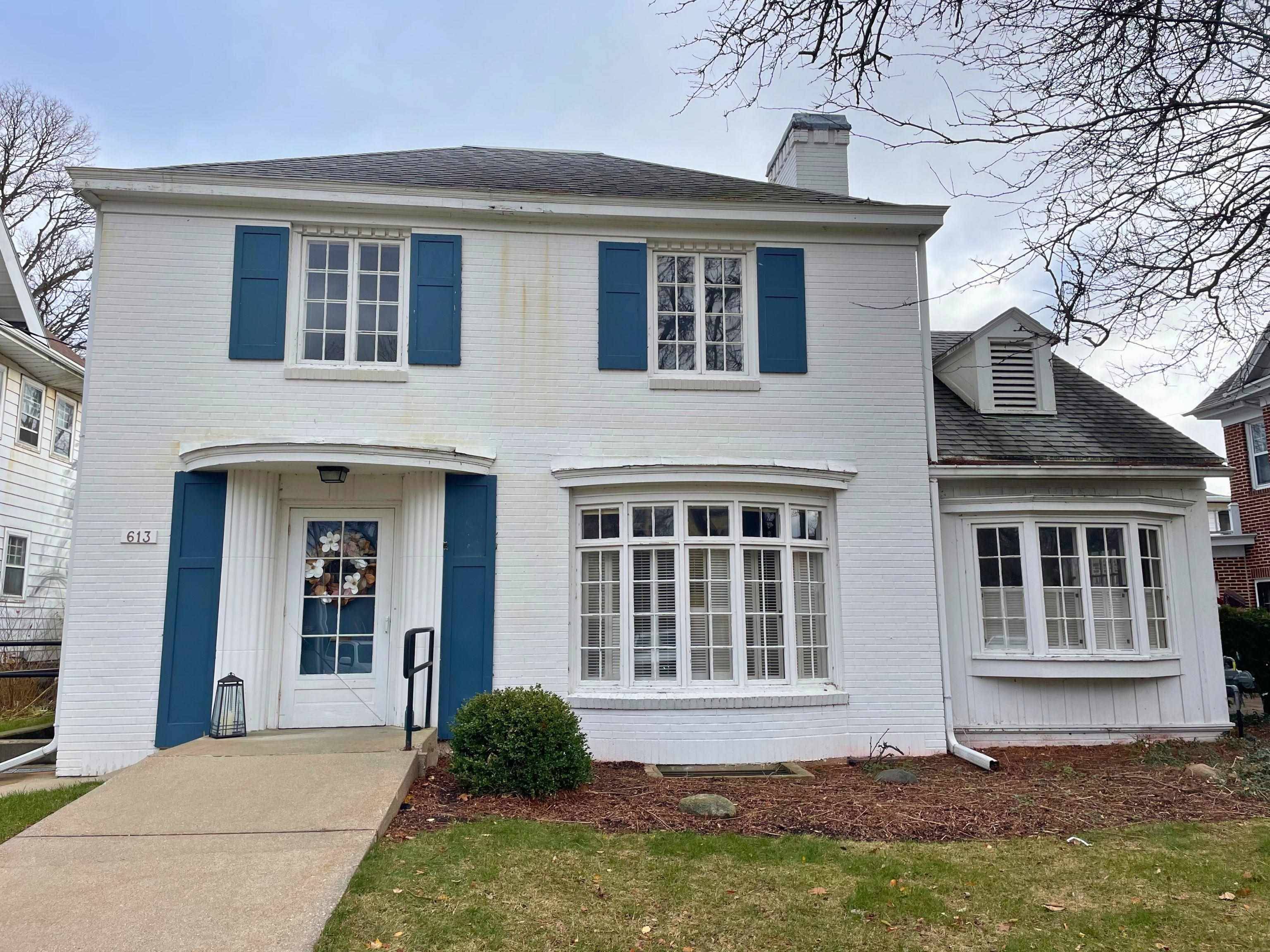 613 COLLEGE Street, Beloit, WI 53511