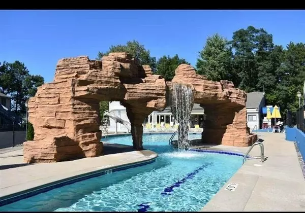 Wisconsin Dells, WI 53965,1093 Canyon Road #406