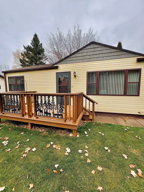 891 S 9th Avenue,  Park Falls,  WI 54552-1902