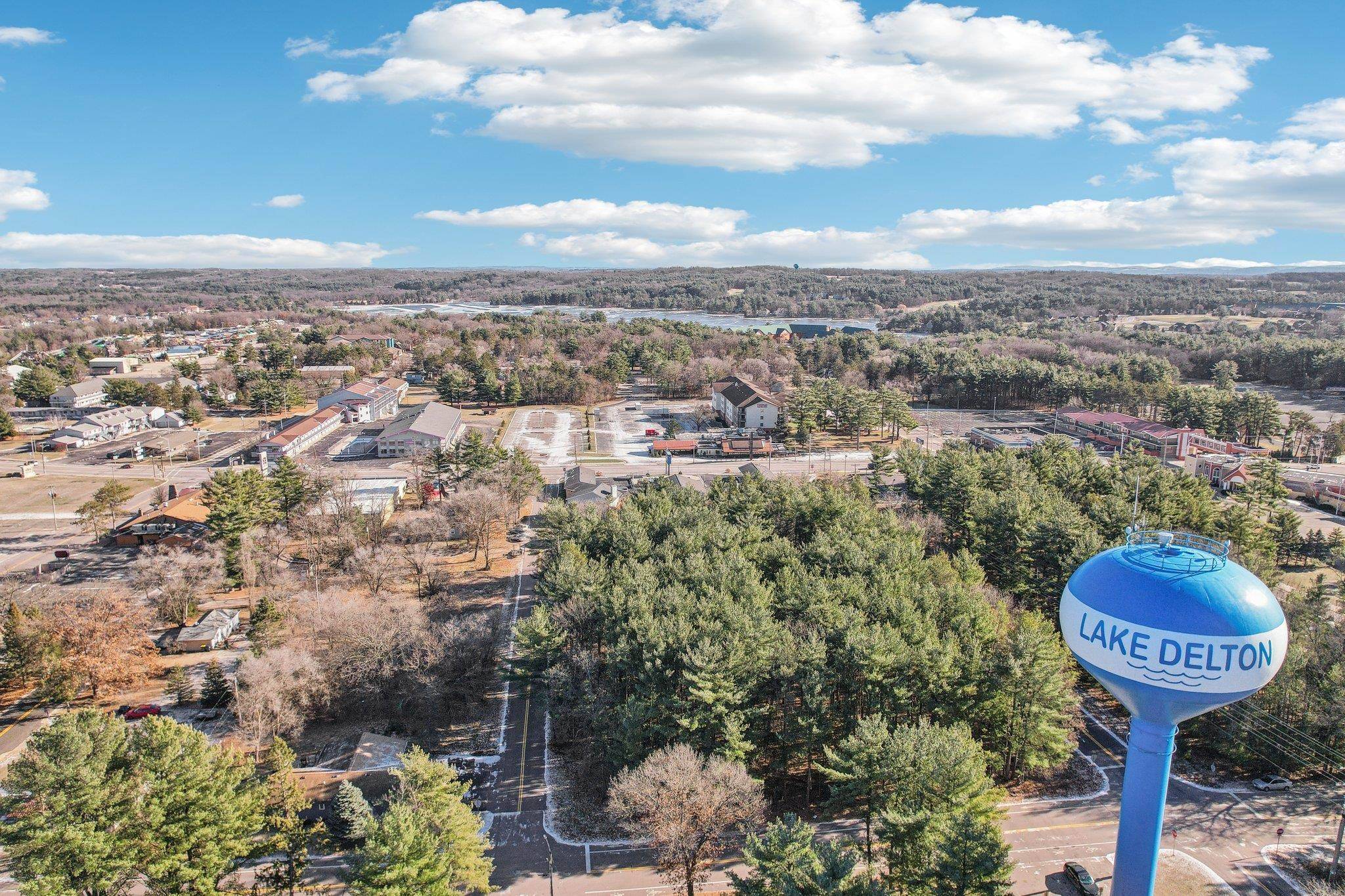 Wisconsin Dells, WI 53965,248 W Lake Avenue