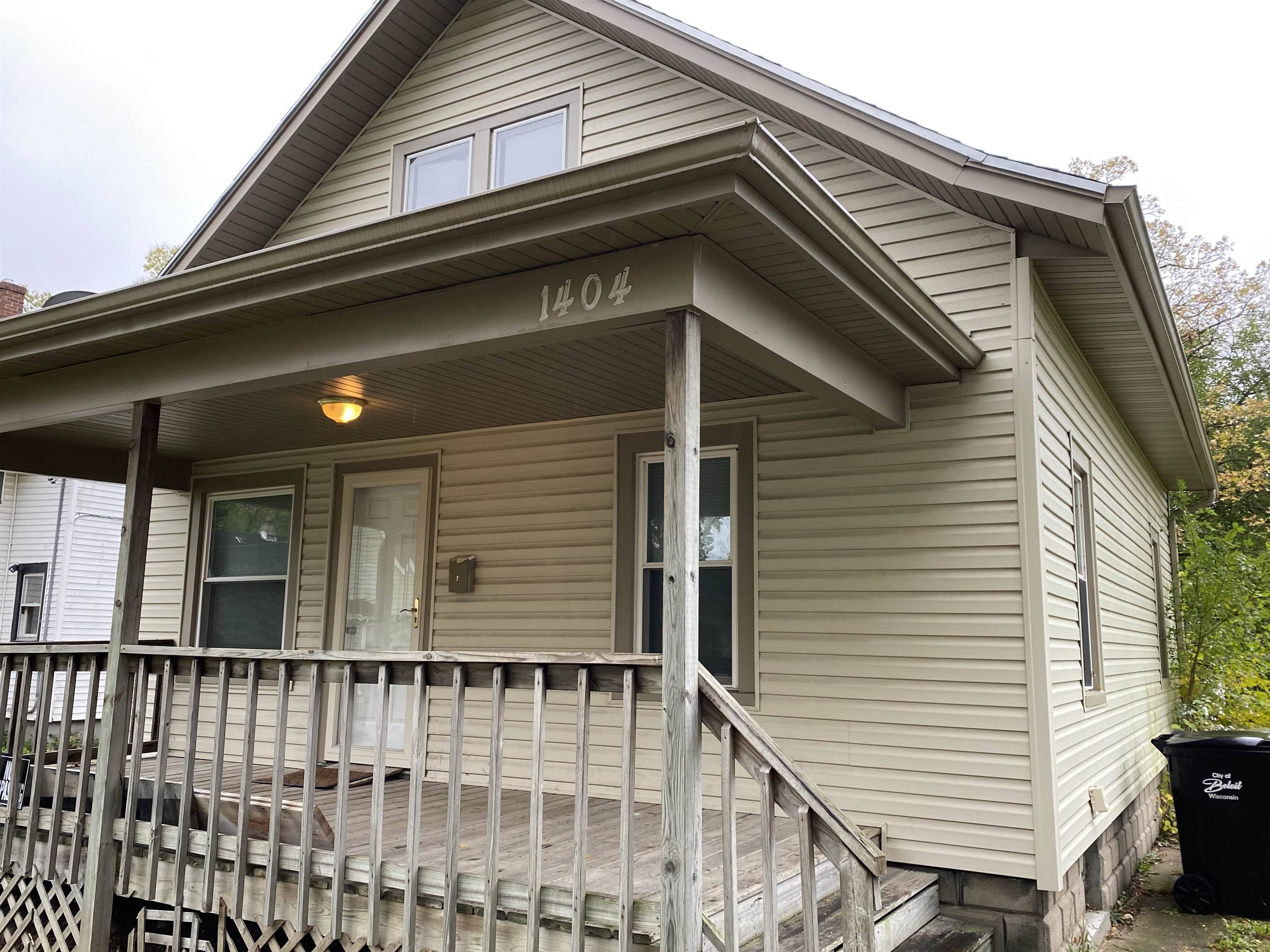 1404 Nelson Avenue, Beloit, WI 53511-4651