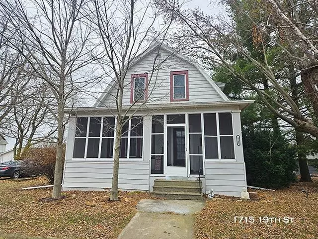 Hazel Green, WI 53811,1715 19th Street