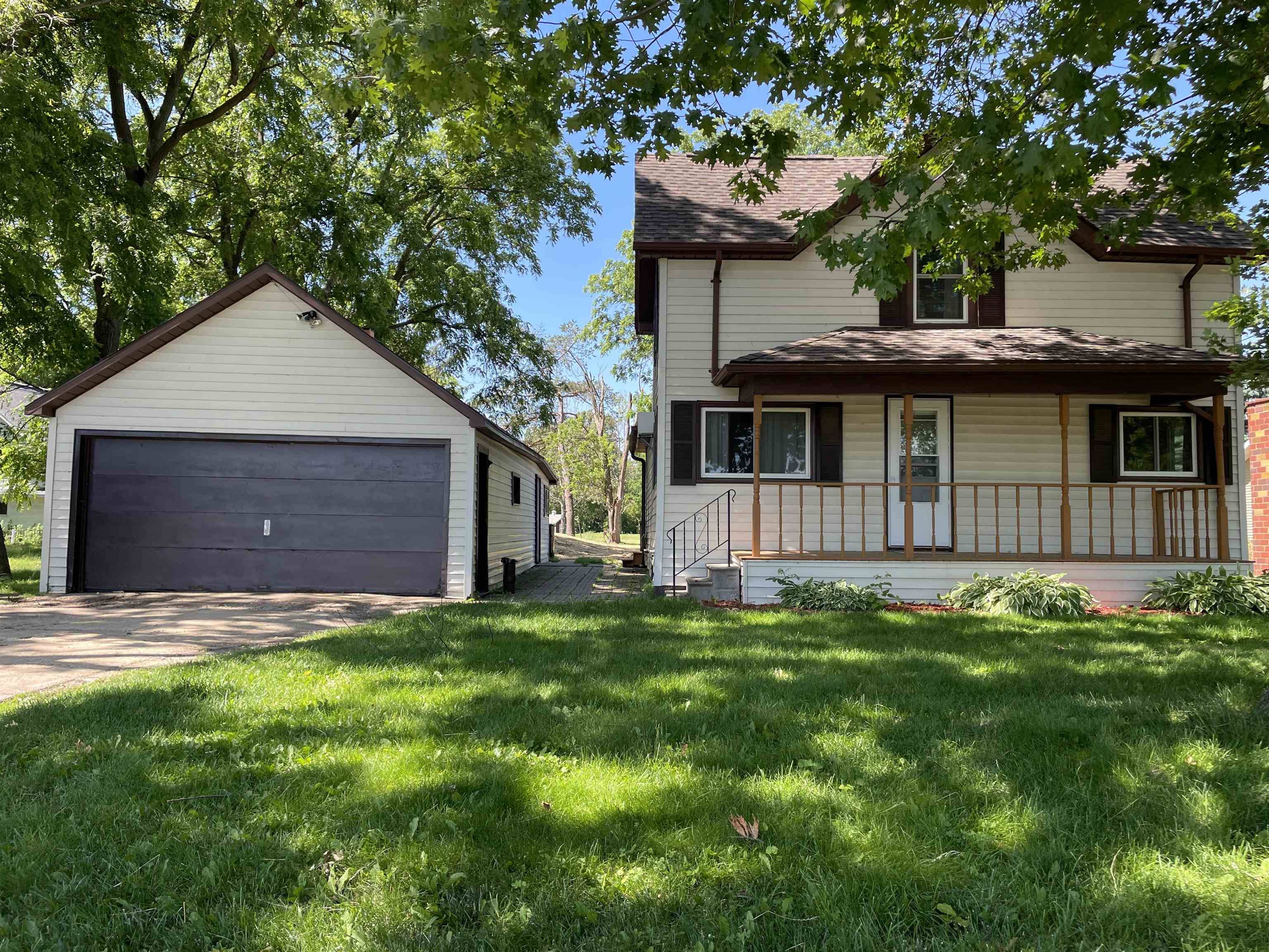 533 County Road M,  Pickett,  WI 54964