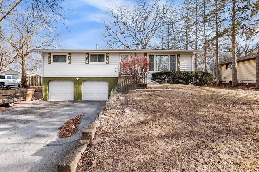 817 Ziegler Road, Madison, WI 53714