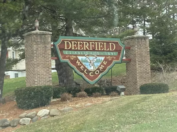 Deerfield, WI 53531,74 Oak Ridge Trail