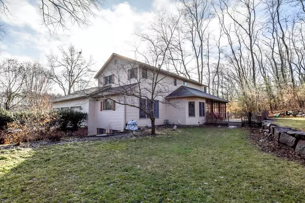 Baraboo, WI 53913,E11051 W Wynsong Lane