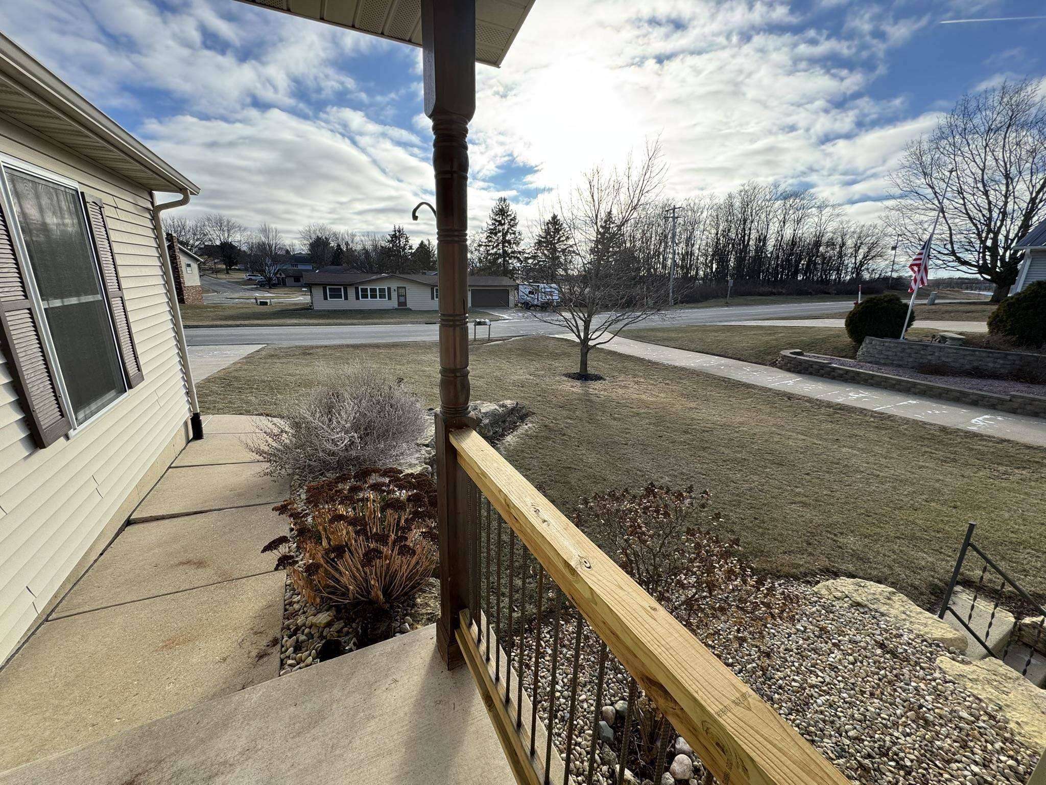 Dodgeville, WI 53533,704 W Division Street