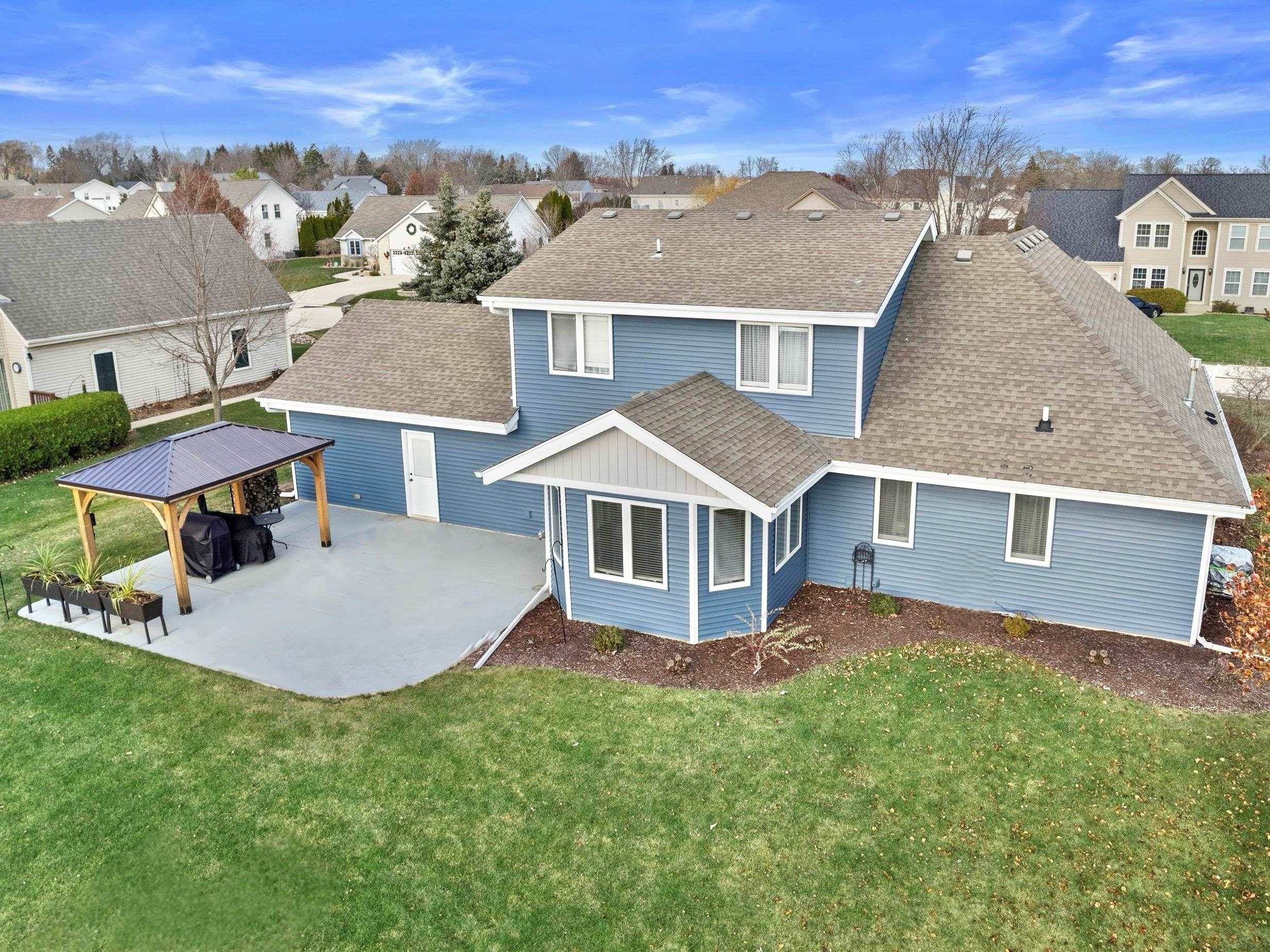Oak Creek, WI 53154,2115 West Heaven View Lane