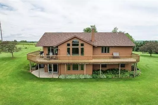 Hollandale, WI 53544,8250 McKenna Road