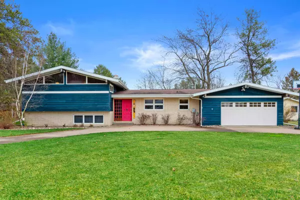 Nekoosa, WI 54457,865 Richmond Way