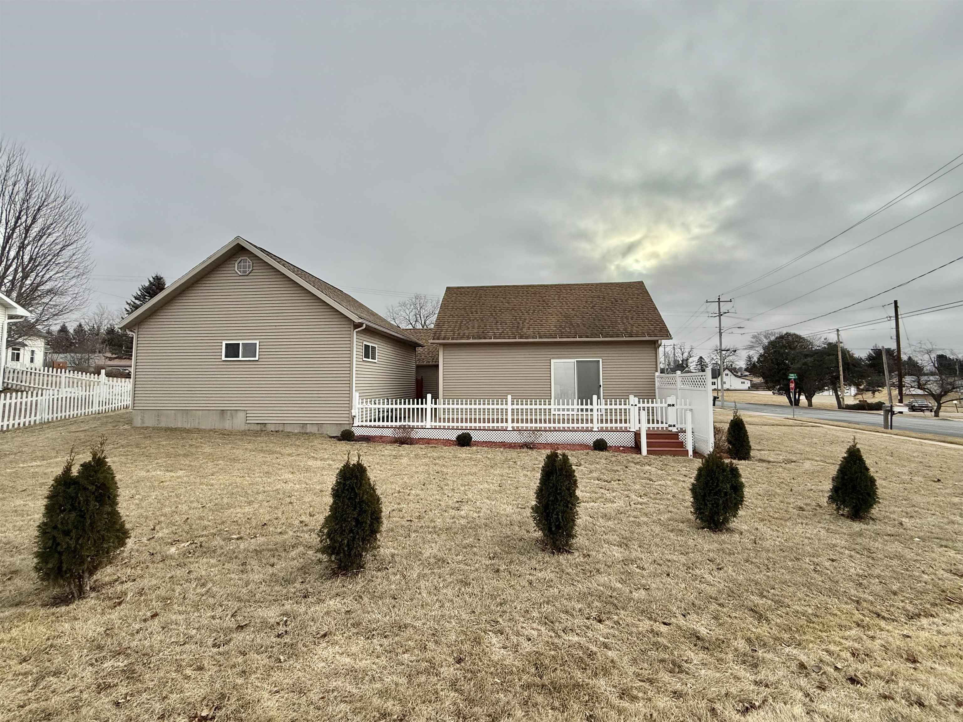 Linden, WI 53553,902 Cobb Street