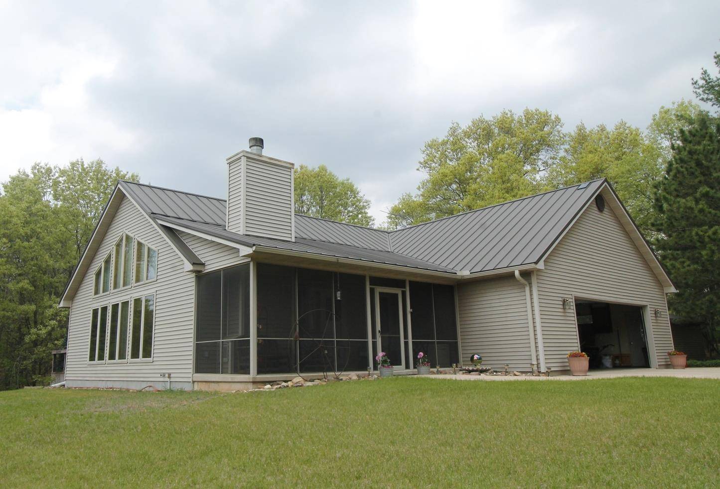 W5698 Losinski Road, Princeton, WI 54968-0000