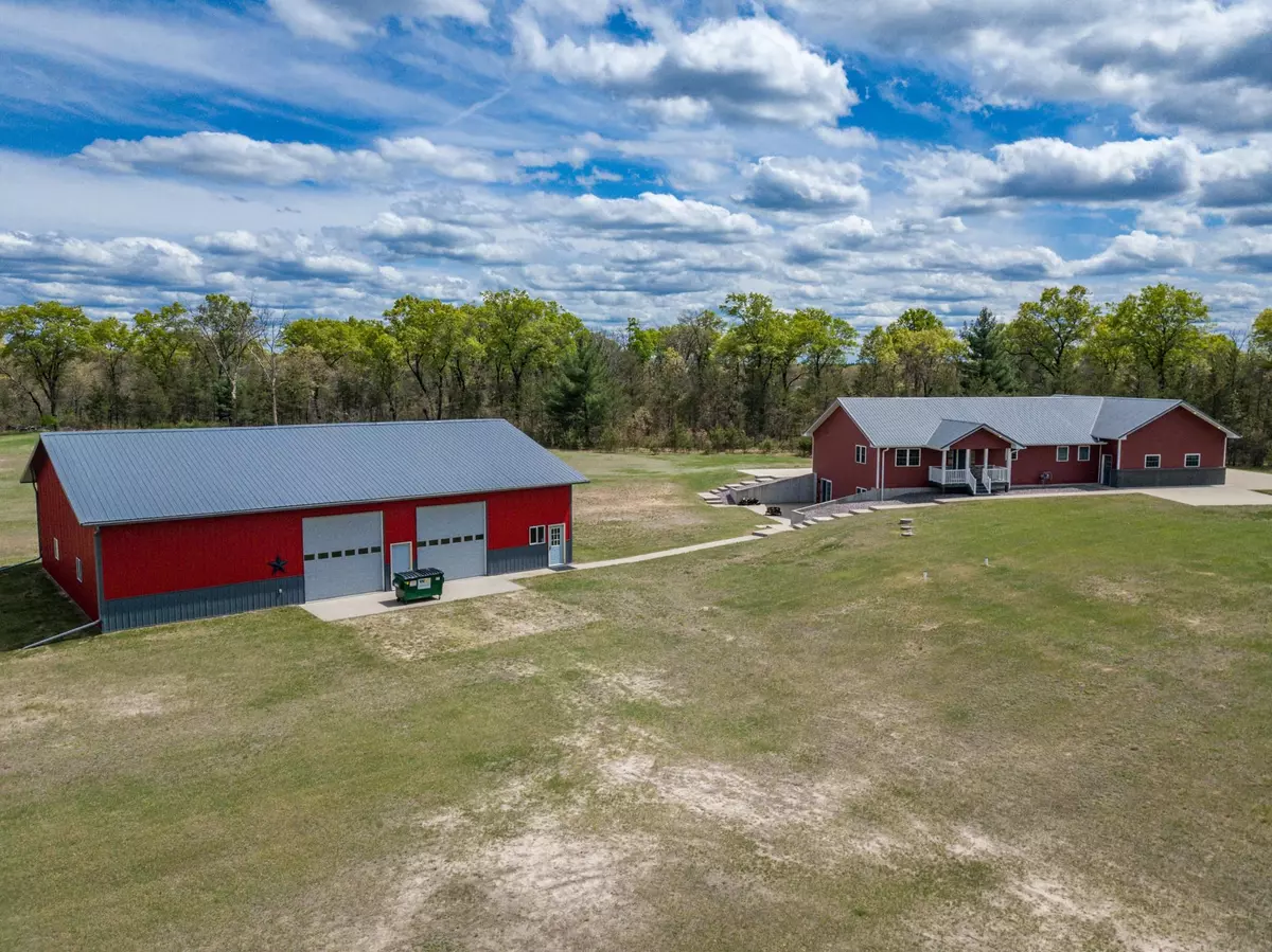 New Lisbon, WI 53950,N8444 Highway 80