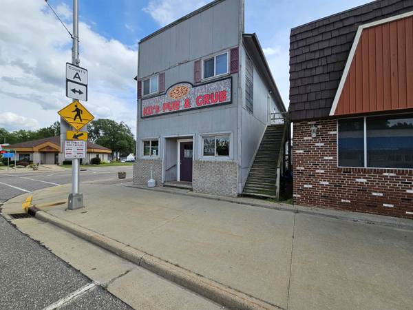 107 W Ormsby Street, Oxford, WI 53952