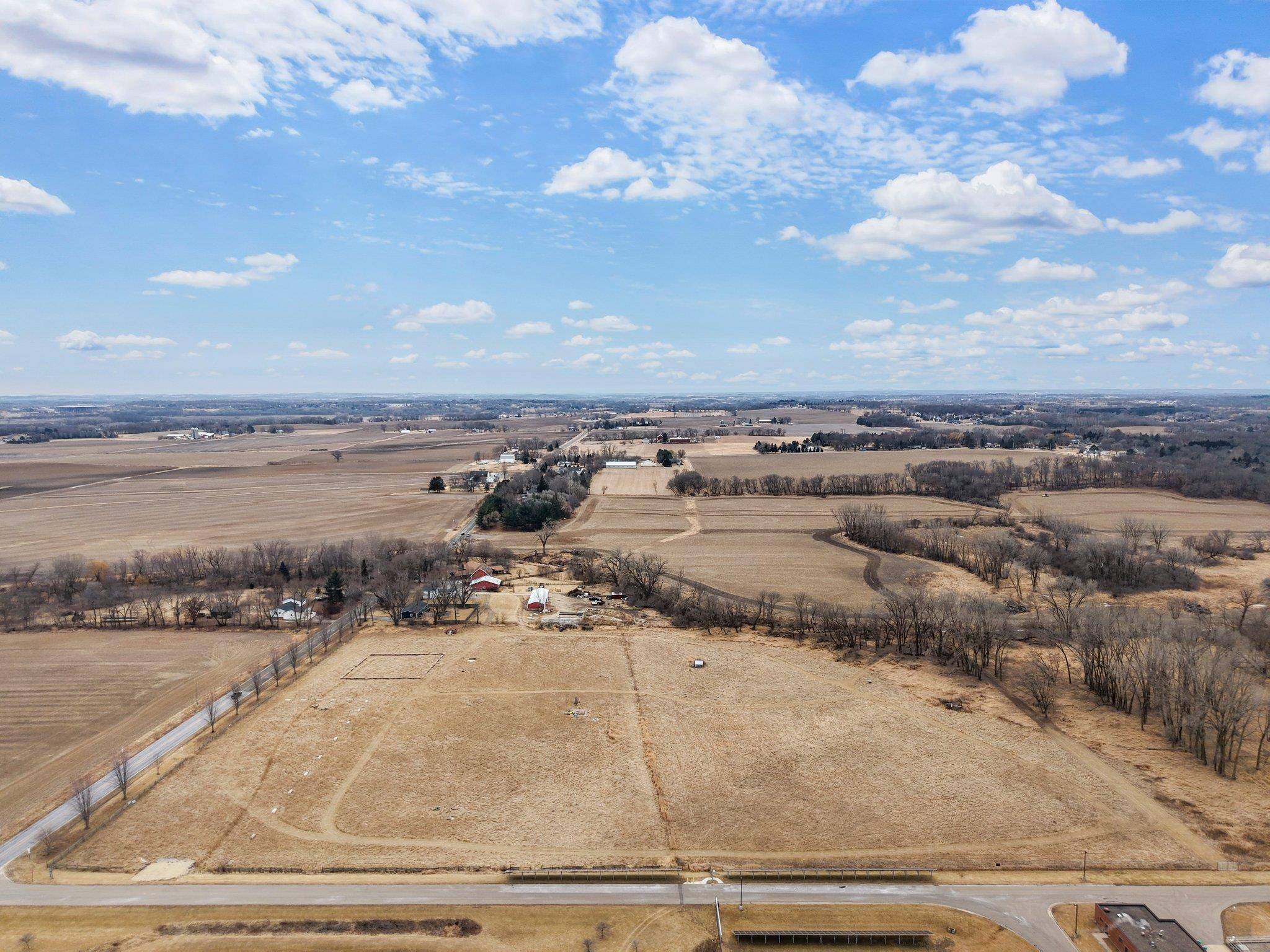 21 Ac Bailey Road, Sun Prairie, WI 53590