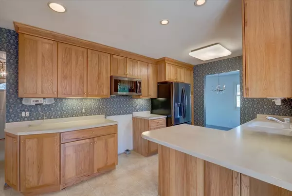 Madison, WI 53711,913 Arden Lane