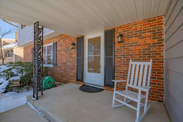 Monona, WI 53716,5604 Tonyawatha Trail