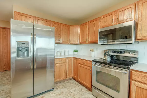 Mcfarland, WI 53558,5709 RUNNING DEER Trail