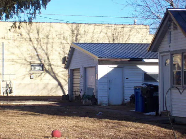 Portage, WI 53901,307 E Marion Street