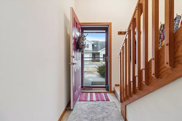 Oregon, WI 53575,152 Elliott Lane