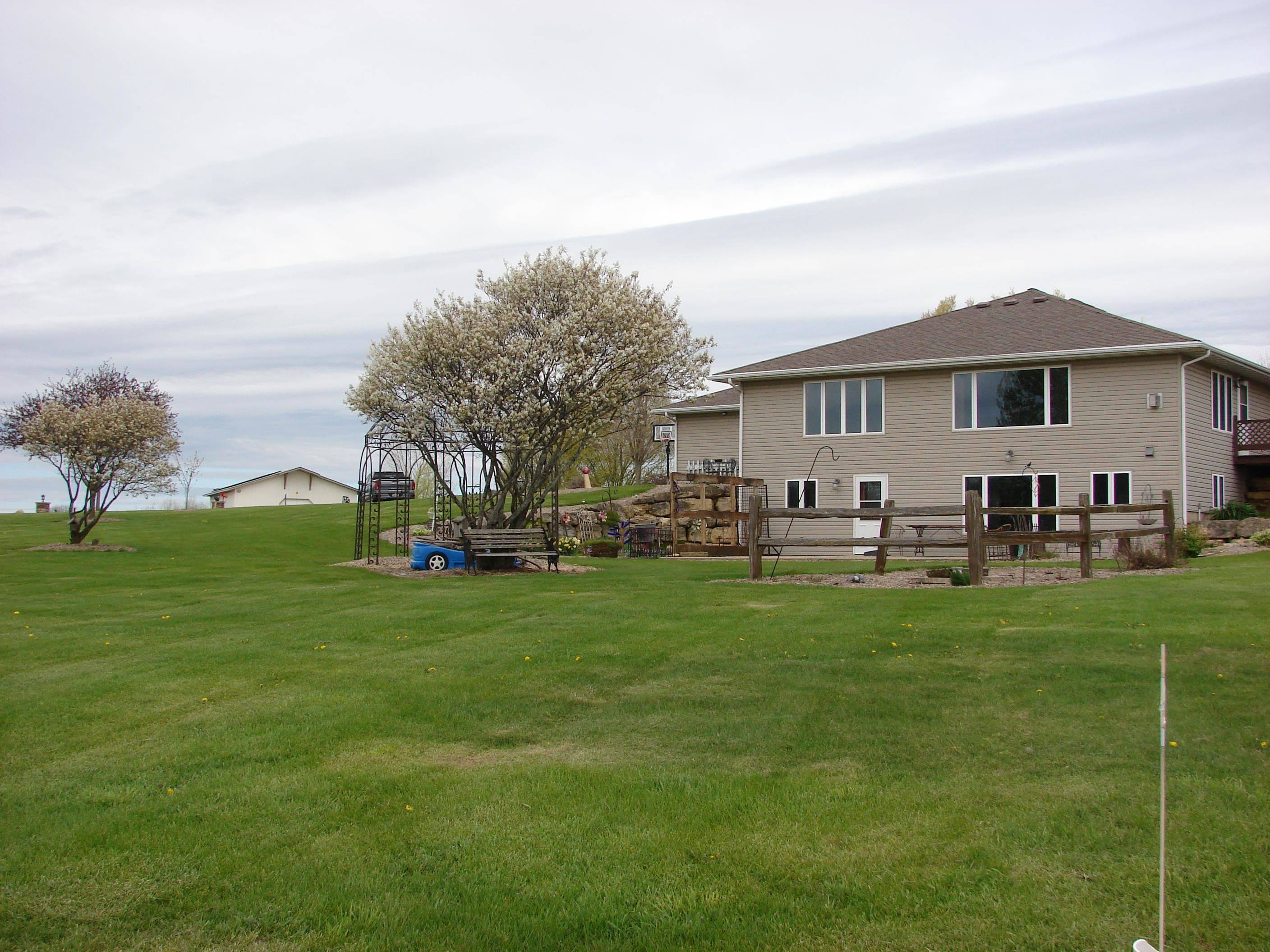 Dodgeville, WI 53533-8962,3525 Bell Court