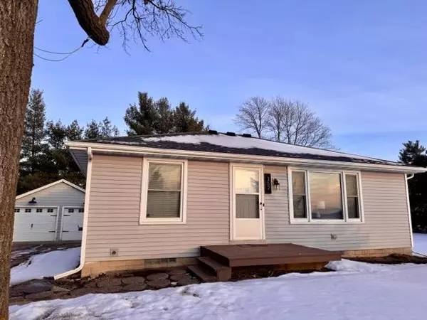 Arena, WI 53503,352 Oak Street