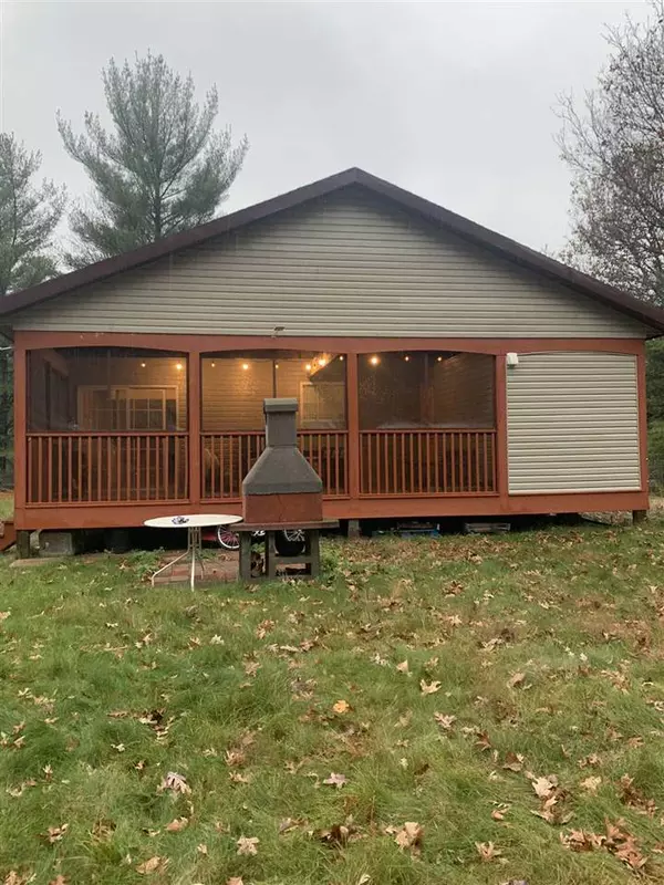 Oxford, WI 53952,2838 W 3rd Drive