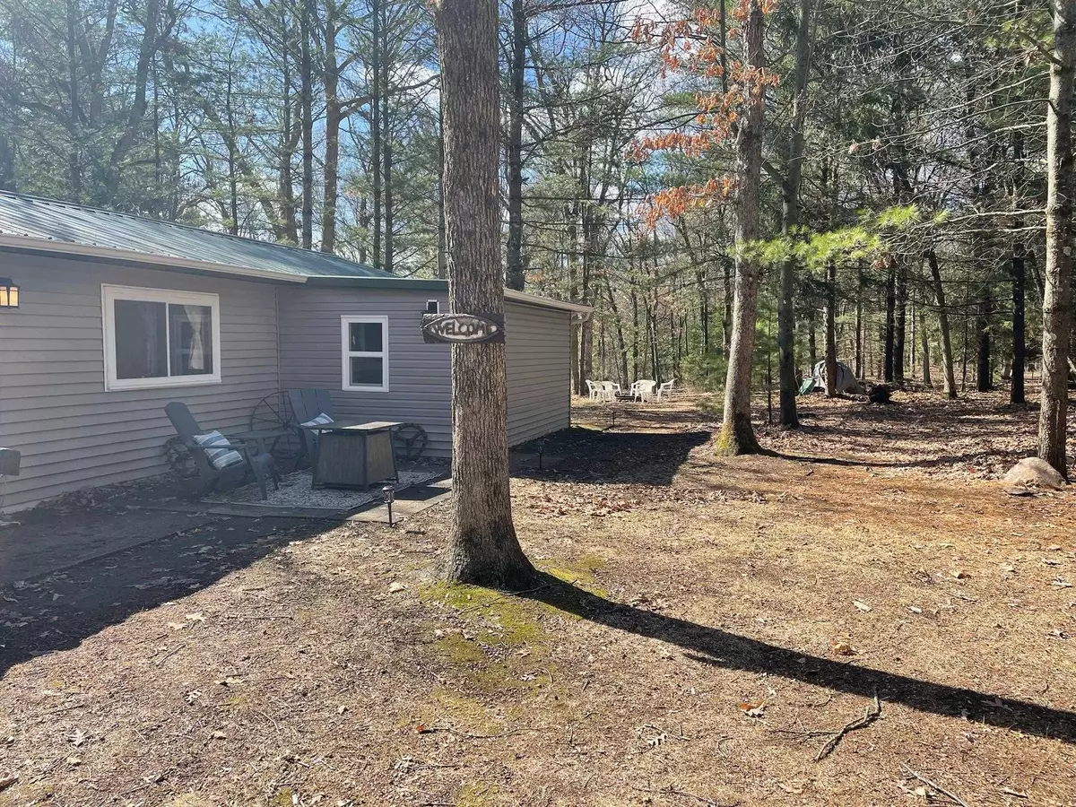 Redgranite, WI 54970,W4737 S Pearl Lake Road