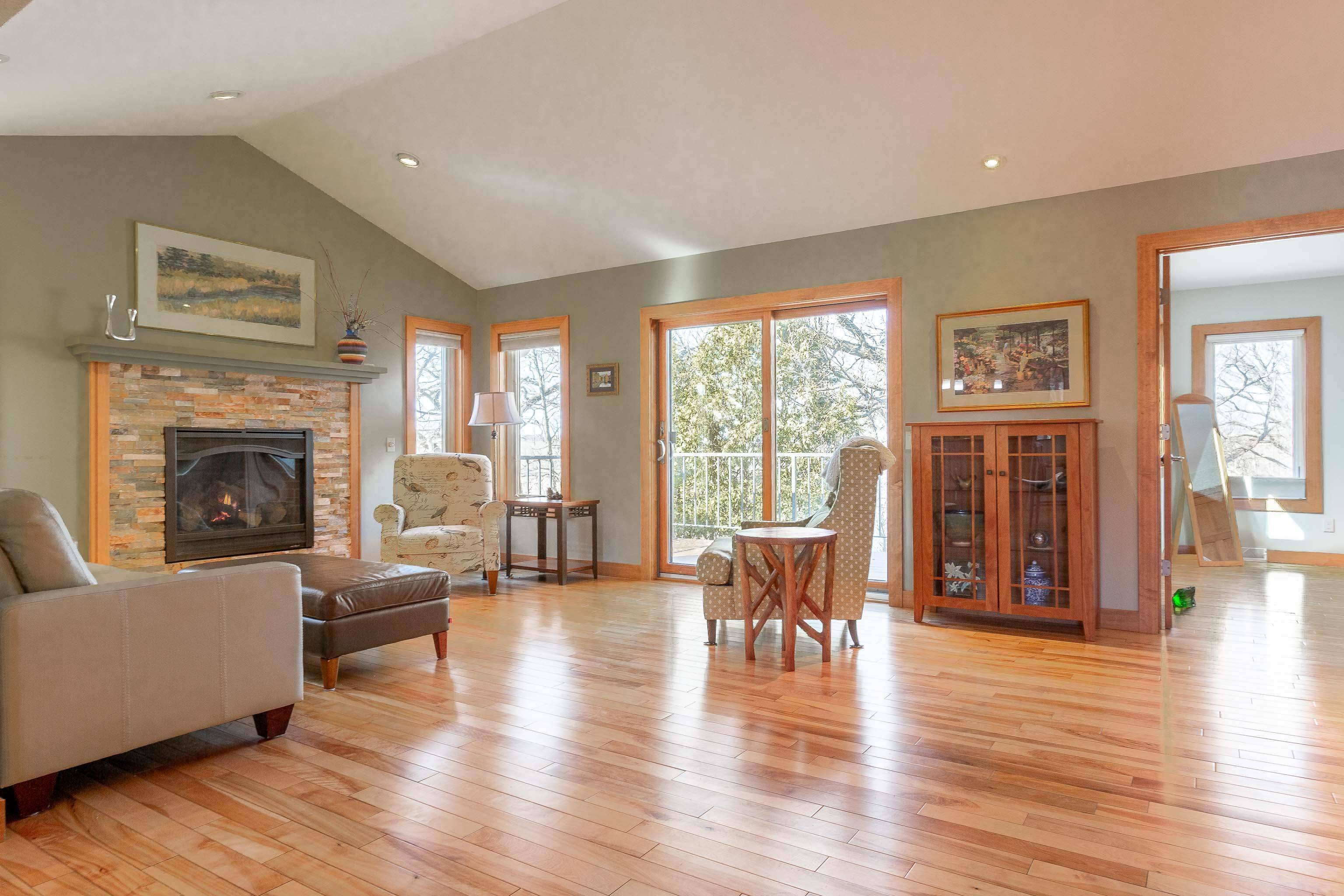 Middleton, WI 53562,3430 Valley Creek Circle