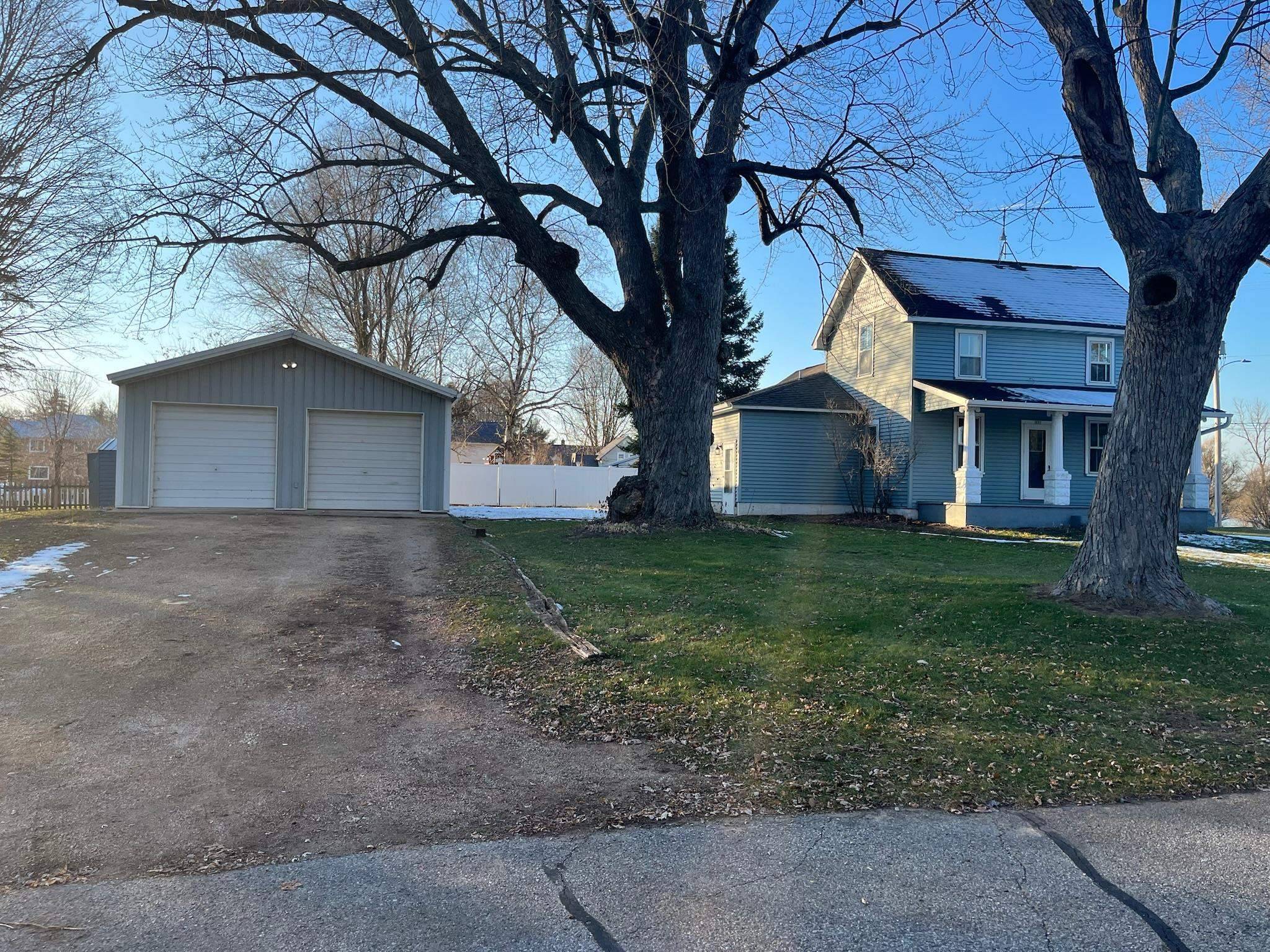 331 S West Street, Neshkoro, WI 54960