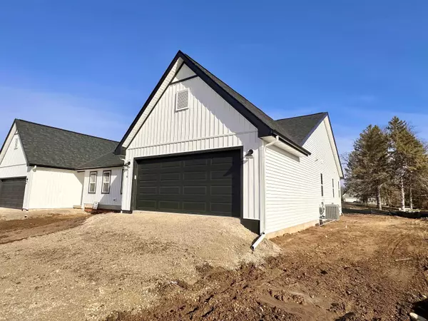 316 Lilac Lane,  Stoughton,  WI 53589