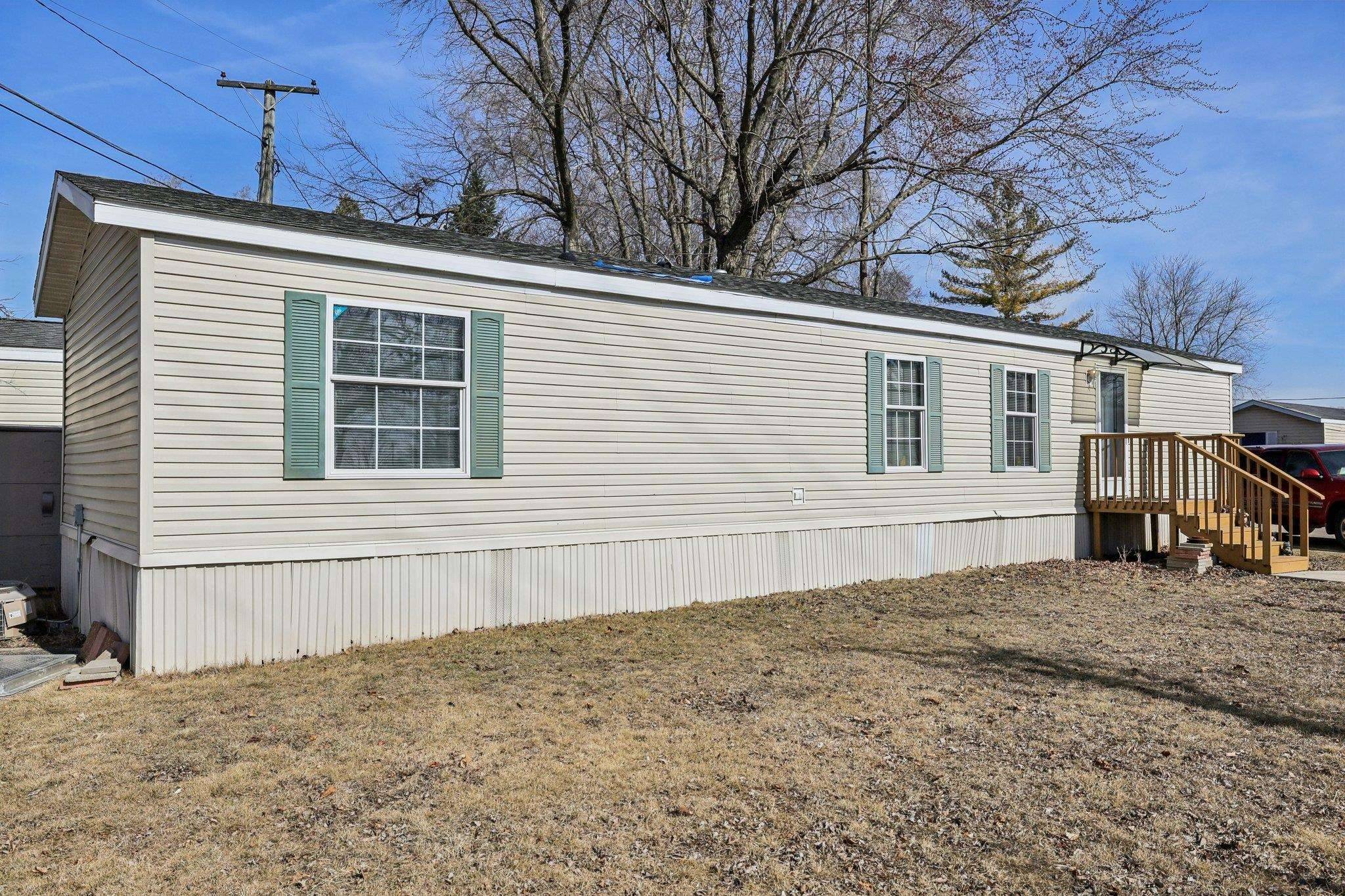 855 E Lake Street #35, Lake Mills, WI 53551