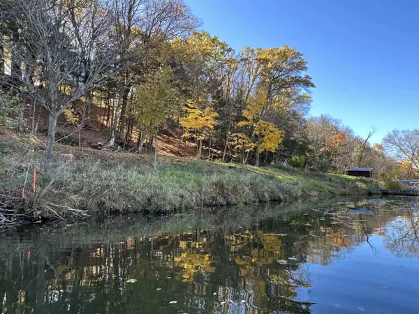 Lot 34 Swallow E Redstone Drive, La Valle, WI 53941