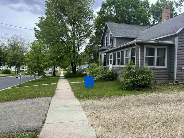 Poynette, WI 53955,237 S Lincoln Street