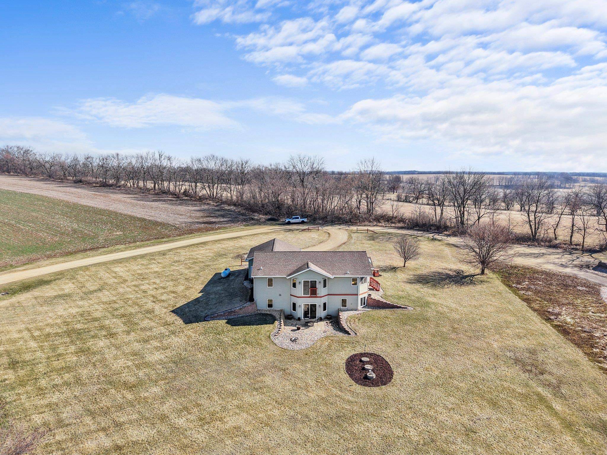 Albany, WI 53502,W2916 County Road EE
