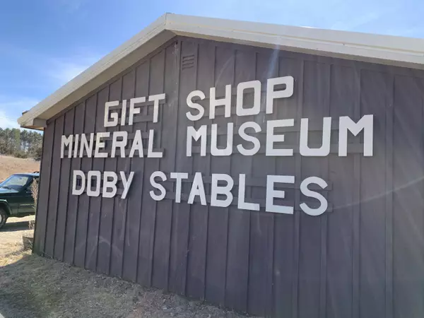 Dodgeville, WI 53533,4228 Highway 23