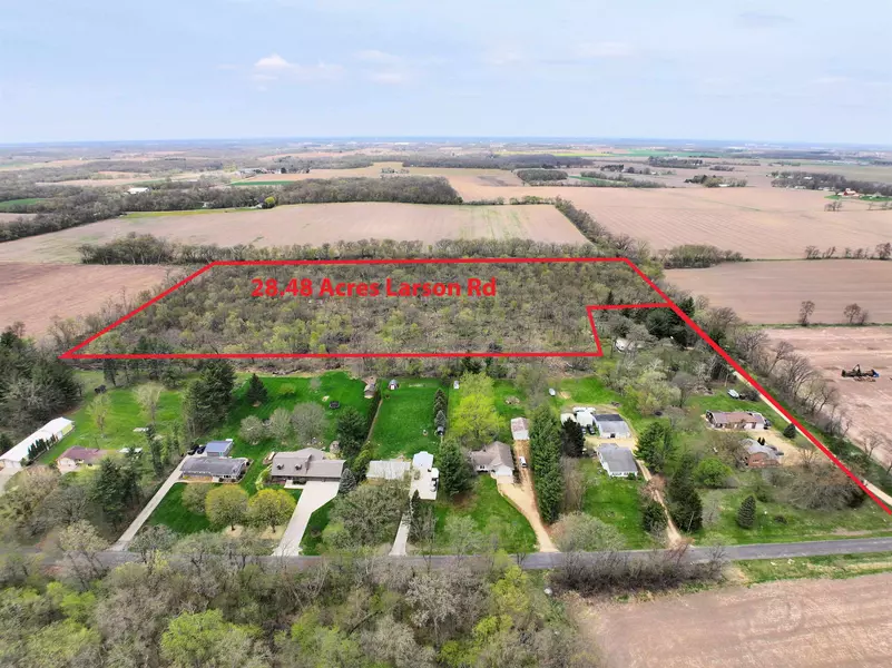 6-5-292 S Larson Road, Clinton, WI 53525-0000