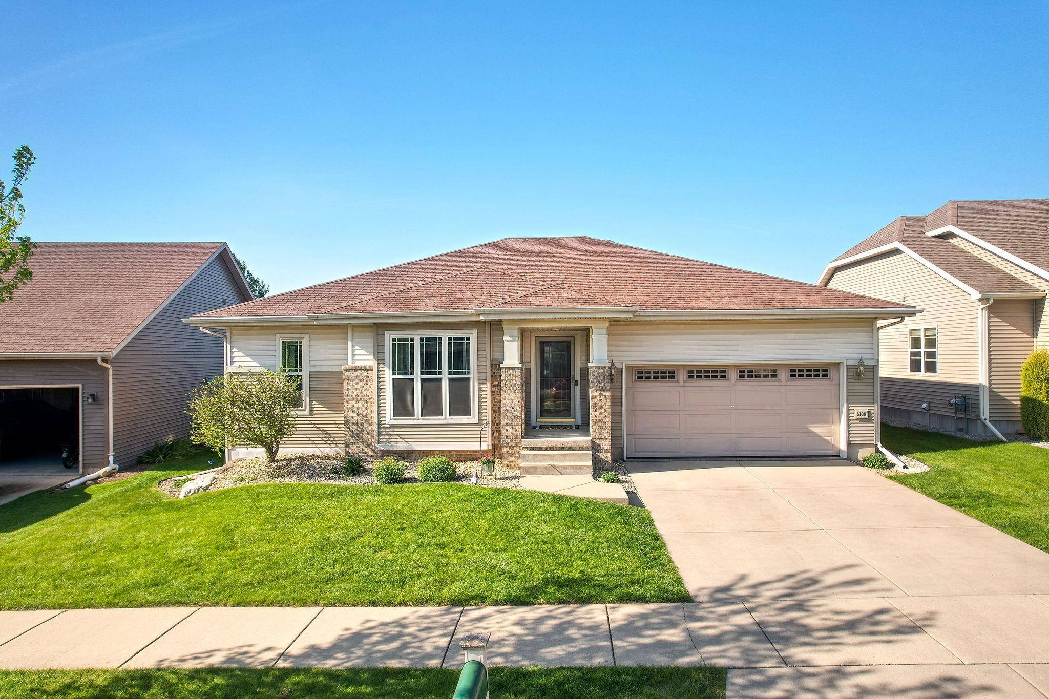 6108 Sledding Parkway, Mcfarland, WI 53558