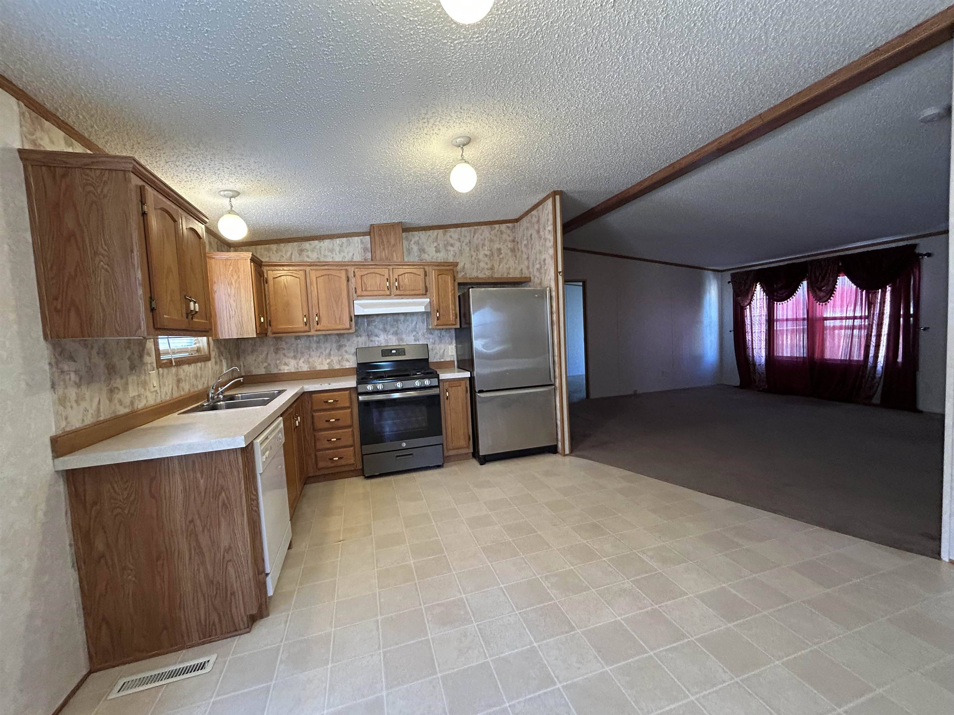 Tomah, WI 54660,302 Caren Avenue