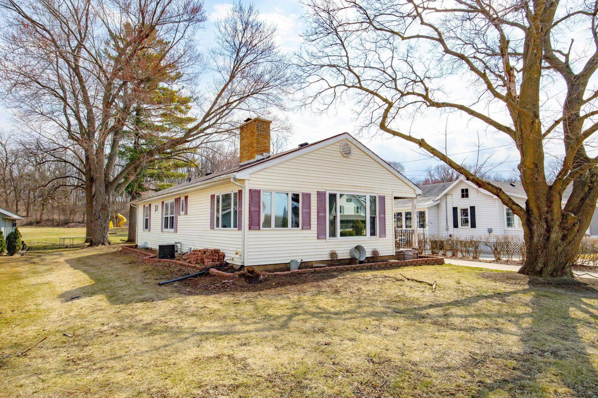 Edgerton, WI 53534,505 S Main Street