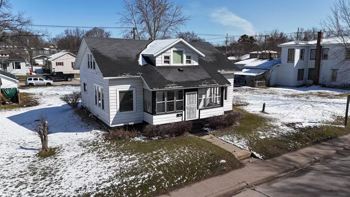 Black River Falls, WI 54615-1540,813 Main Street