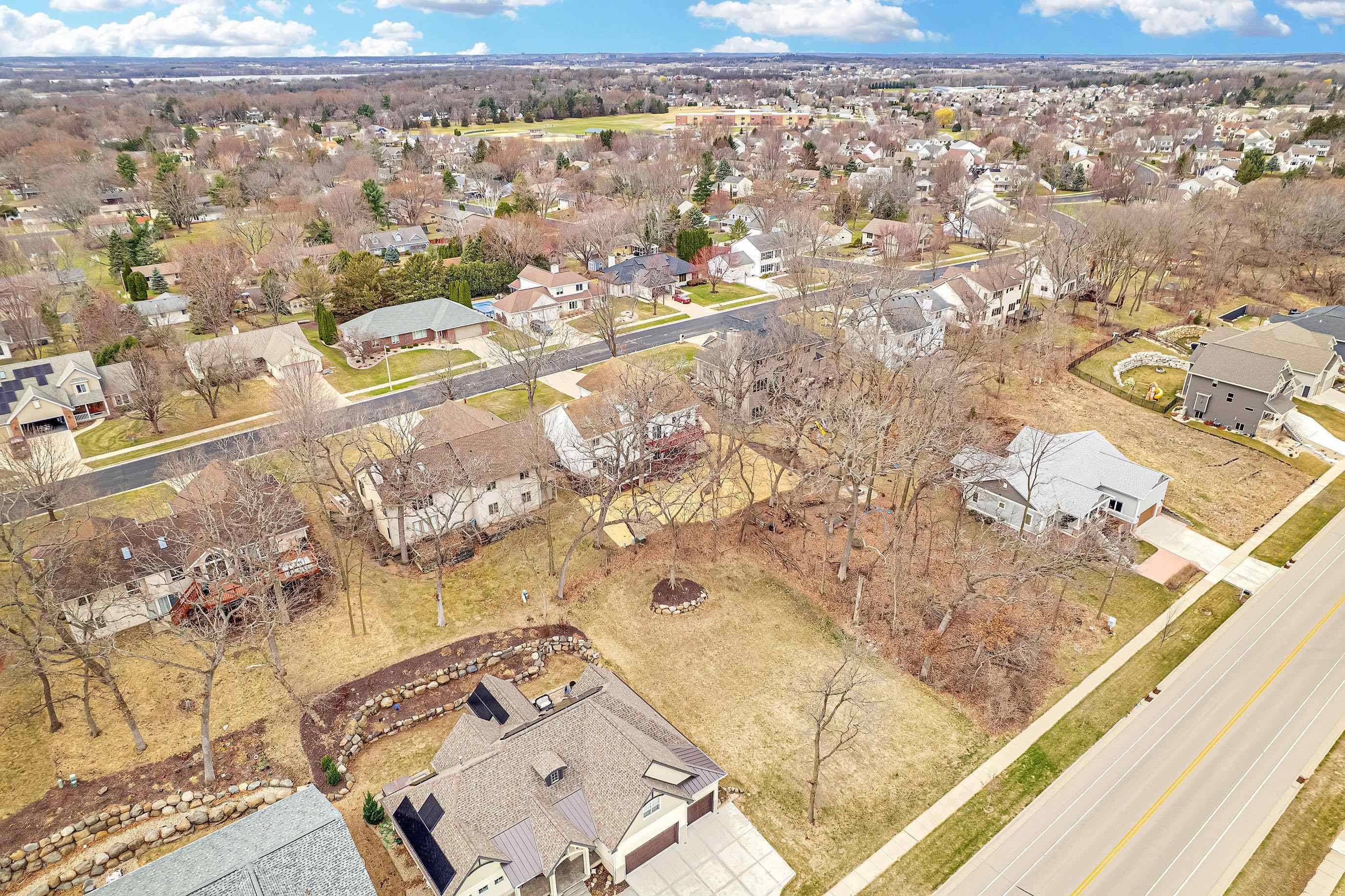 Mcfarland, WI 53558,5514 HOLSCHER Road