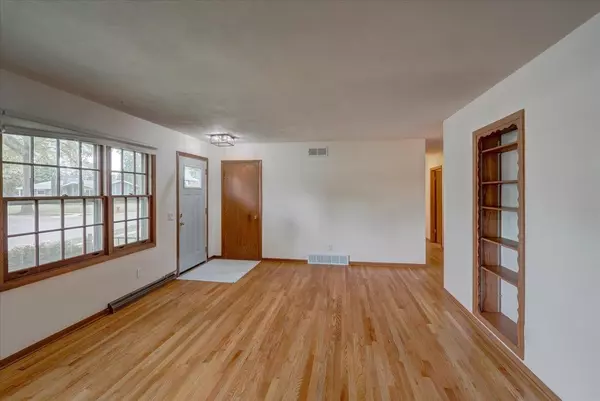 Middleton, WI 53562,6911 Prairie Drive